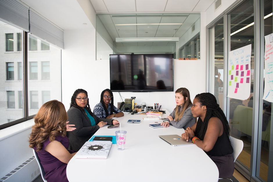 Breaking the Glass Ceiling in Tech: Strategies for Equity & Inclusion
