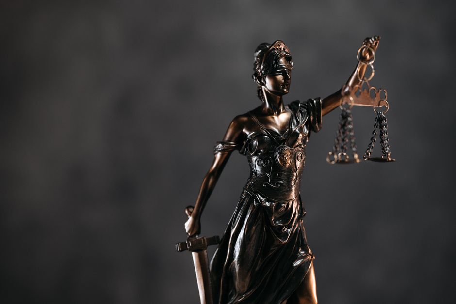 10 Authority Scripts for High-Performing Ego Reps (Guide)