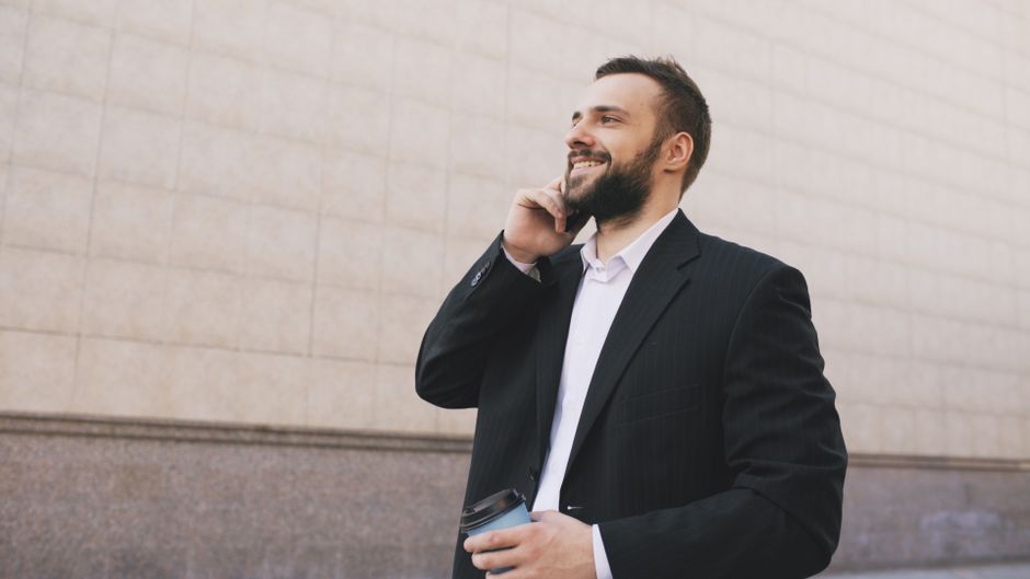 5 Bad News Scripts for C-Suite Executives (With Templates)